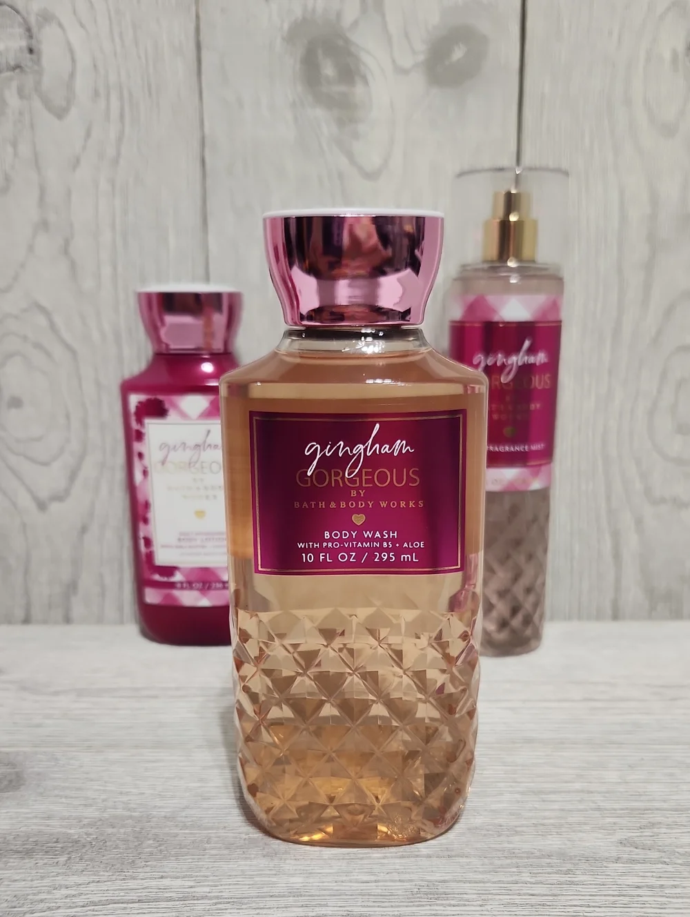 Bath & Body Works Gingham Gorgeous 3pc Gift Set Body Wash, Lotion, Mist